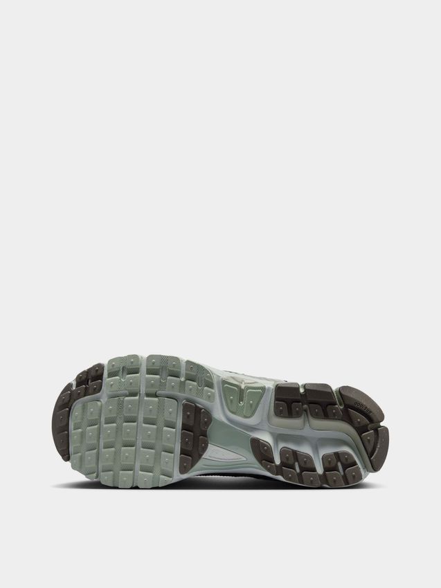 Кросівки жіночі Nike Zoom Vomero 5 (FJ2028-103) FJ2028-103 фото