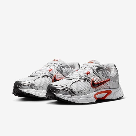 Кросівки жіночі Nike V5 Rnr (HQ7901-100) HQ7901-100 фото