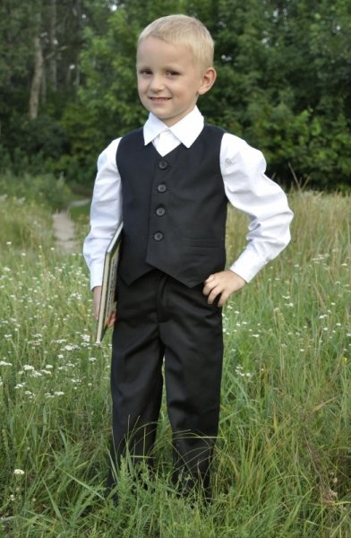Костюм выпускной для мальчика в детский сад: брюки + жилет 138956 138956 фото