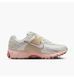Кросівки жіночі Nike Wmns Zoom Vomero 5 (FJ2028-002) FJ2028-002 фото 2